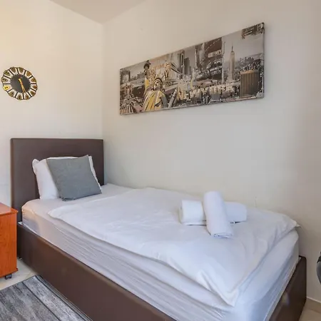 Holiday home Domi, A Wonderful And Cozy Retreat Near Pula Banjole